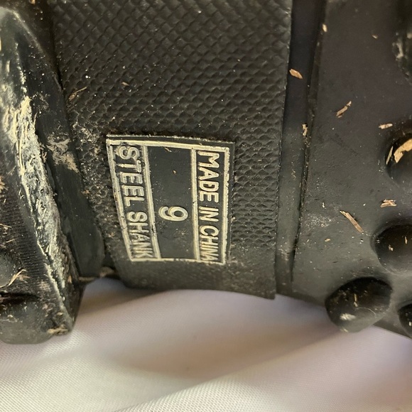 Sturdy Camo Steel Shank Boots - Picture 6 of 11